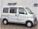 【車屋】として、長く車業界に従事した経験豊富なスタッフが在籍しております。