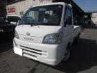 外装はキズやヘコミの少ない綺麗なお車です。現車の確認をオススメします。