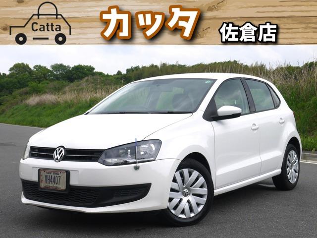 コンパクトハッチバック、ポロが入庫しました!取り回しの良いサイズ感と欧州車ならではのデザインを...