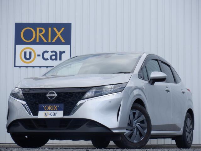 令和4年2月初年度登録の2WD・シルバーのノートが入庫致ししました!お気軽にお問い合わせください。