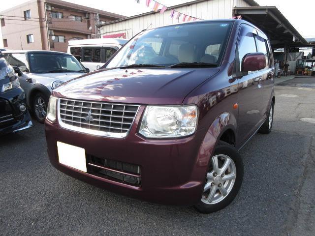 外装は年式相応のお車になりまが比較的綺麗です。現車の確認をオススメします。