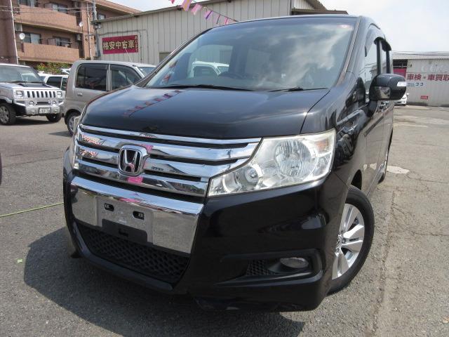 外装は年式相応のお車になりまが比較的綺麗です。。現車の確認をオススメします。