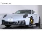 3.6L水平対向6気筒DOHCツインターボ+モーターを搭載し、541馬力を発揮します。外装色を...