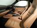 運転席と助手席を独立して温度調整できるWエアコンが搭載されています。