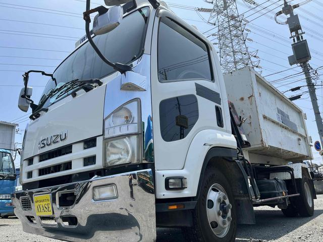 H21年式フォワード3.85t積み脱着装置付コンテナ専用車入庫しました!