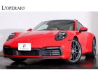 人気オプション満載の992カレラでございます。ガーズレッドに内装はベージュという上品にまとまっ...