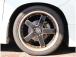 『1台』のお車に対して、3名体制で日々議論を重ね仕入れを行っております。