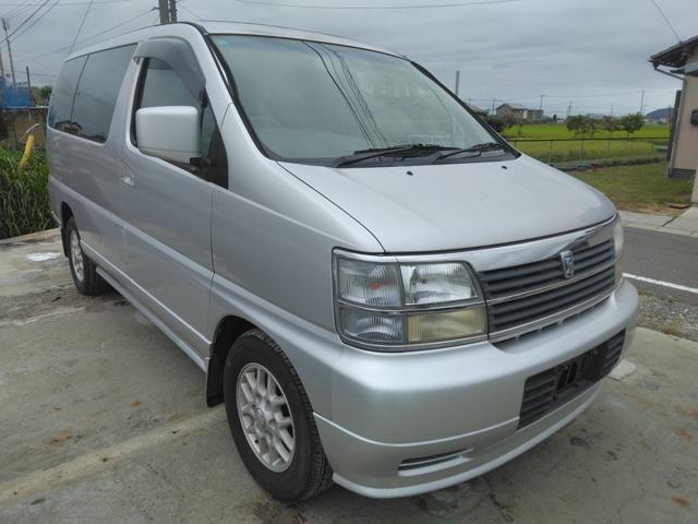 軽油!3200cc!ディーゼル!ターボ!4WD!3列シート8人乗り!禁煙車!