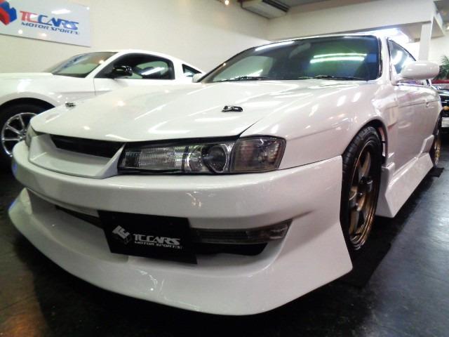 後期型パールホワイトカラーフルエアロワイドフェンダーSR20DETターボエンジン純正5MTステ...