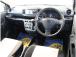 お車選びをお楽しみ頂けるよう、在庫車の展示スペースを十分に確保しております。