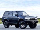ランドクルーザー80入庫★数少ない5速マニュアル車! リフトアップ 外16AW 外マフラー サ...